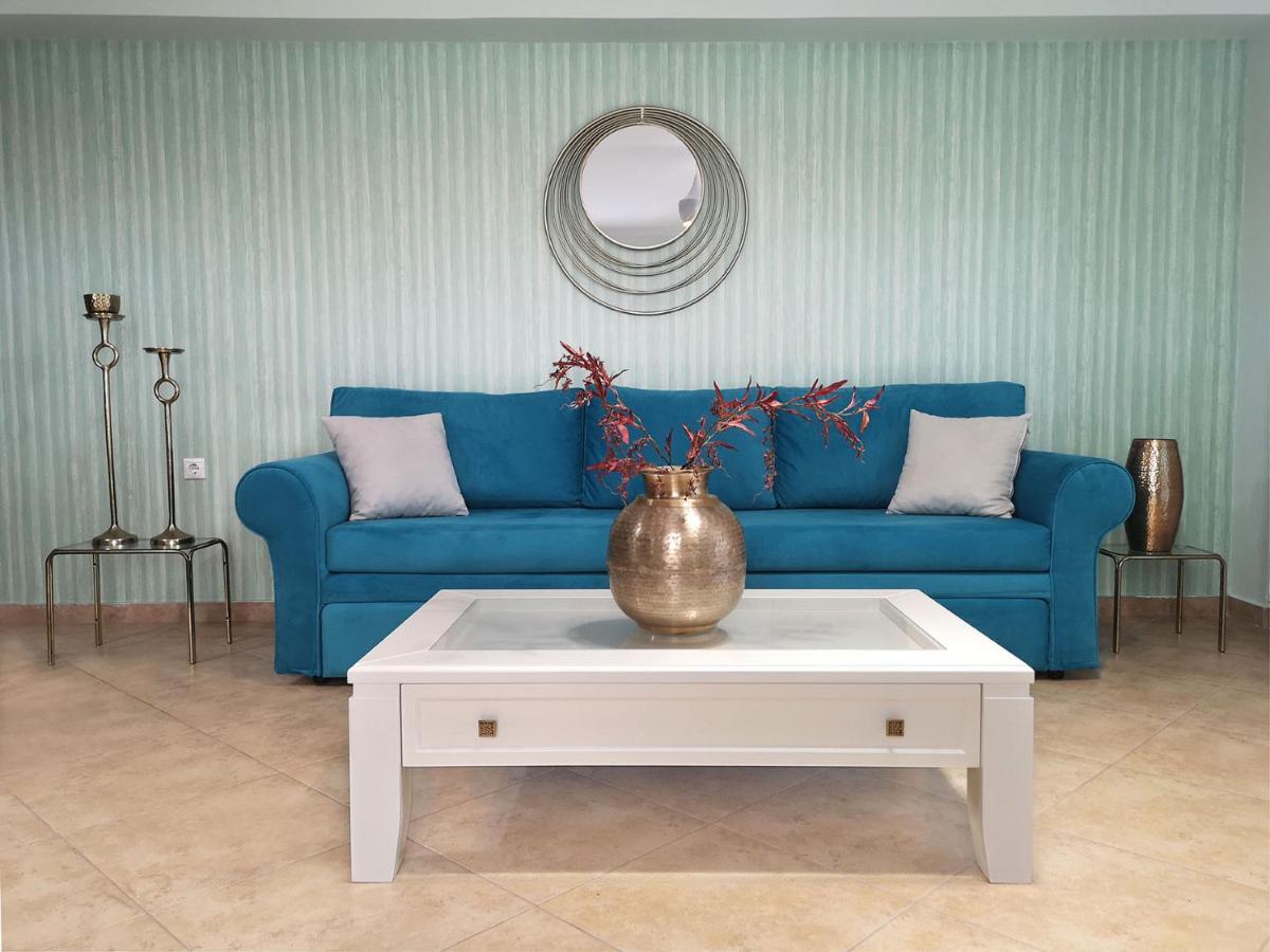 Pirofani Villa Apartments Apolpaina ภายนอก รูปภาพ