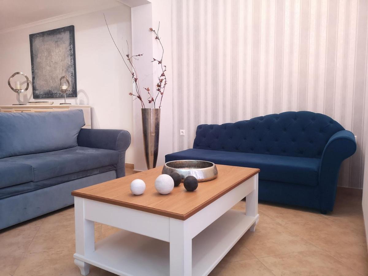 Pirofani Villa Apartments Apolpaina ภายนอก รูปภาพ