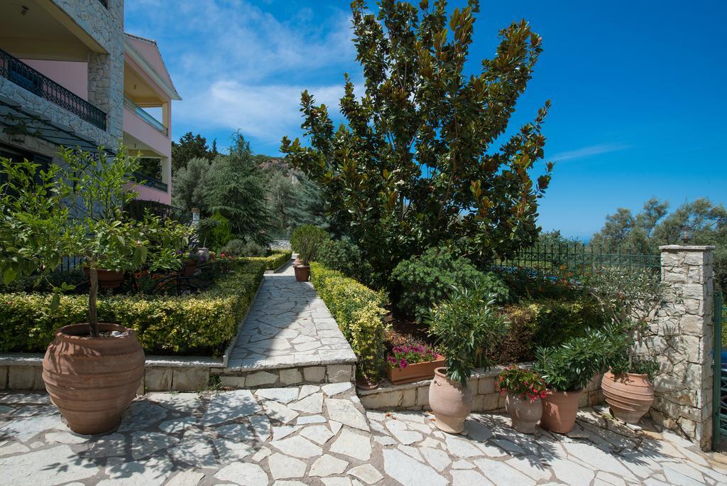 Pirofani Villa Apartments Apolpaina ภายนอก รูปภาพ