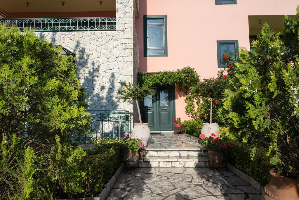 Pirofani Villa Apartments Apolpaina ภายนอก รูปภาพ